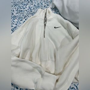 Slightly used Nike white women sweater